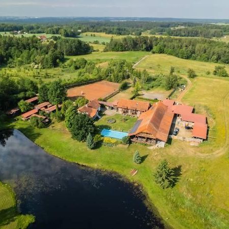 Agroturystyka "Dworek U Pelcow" Ryn  Extérieur photo